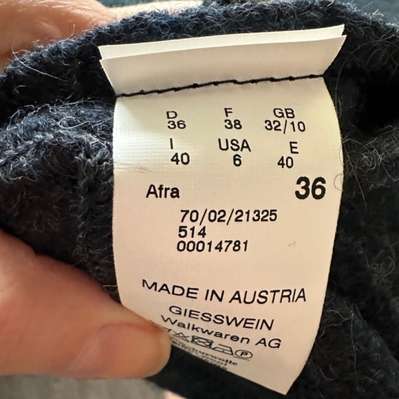 NEW German/Austrian Strickjacke 100% Wool Cardigan Jacket Sweater - Picture 5 of 5